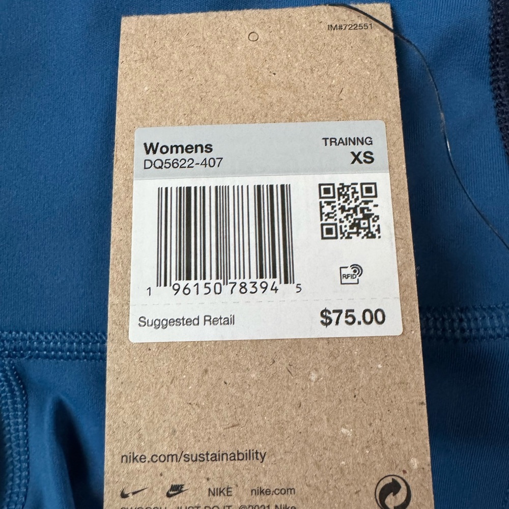 NWT Nike Women's Dri-FIT 7/8 Novelty Leggings - Picture 5 of 5